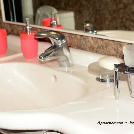 Appartement Atypique Lägenhet